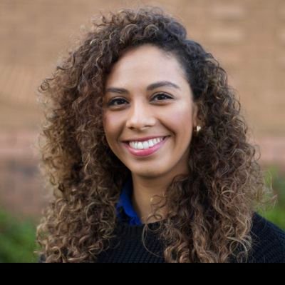 ChloeMendonca's profile picture. The grass is greener where you water it 🌱 |  Project Manager & Digital Marketer | I live for sunshine, cocktails and chocolate! Not always in that order | 🏍