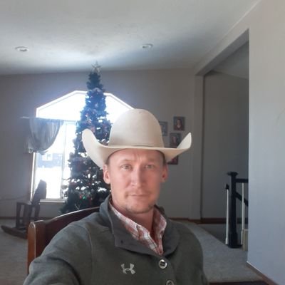 Feeder CattleMarketing & Cattlemen. Father of 4 girls and 1 son. Husband to a wonderful wife.