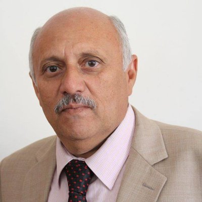 كاتب ومستشار اقتصادي وسياسي -مستشار رئيس الوزراء اليمني ، ورئيس تحرير مجلة (الجريدة الاقتصادية ) ناشط في الاعمال الخيرية والانسانية - مهتم بالتراث الانساني .