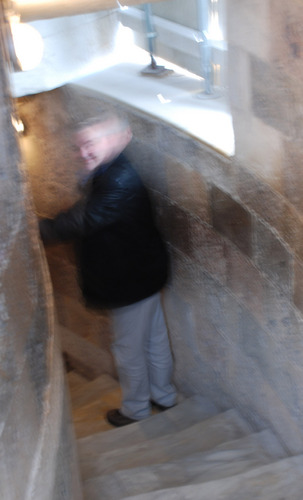 SprokkieSprok's profile picture. There are 10 types of people in the world.
Those who understand binary and those who don't