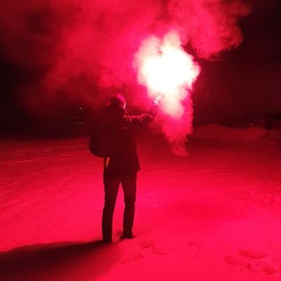 RaphaG1907's profile picture. #FCAugsburg ❤💚⚪ #Seahawks 💙💚