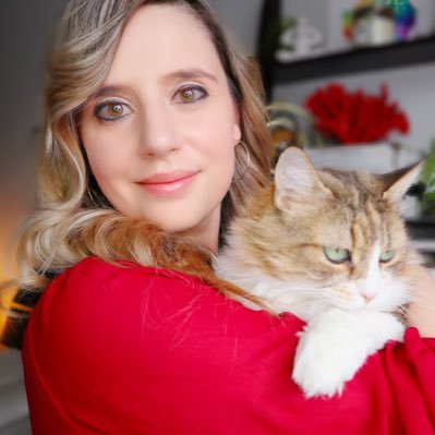 sarasrdngnook's profile picture. Books, a Cat, & Magic. Follow this treasure chest of tales & quests. Because reading is magical 💫 INFJ 💫 She/her