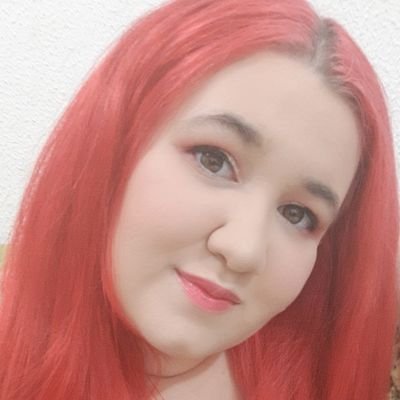 WhoisRenata_'s profile picture. Sou ariana com ascendente em gêmeos então se prepare para ver tweets explosivos e instáveis. Faço relações públicas e planejo alguns eventos por aí. ✨