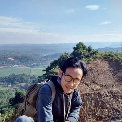 hidup lu pada ga asik