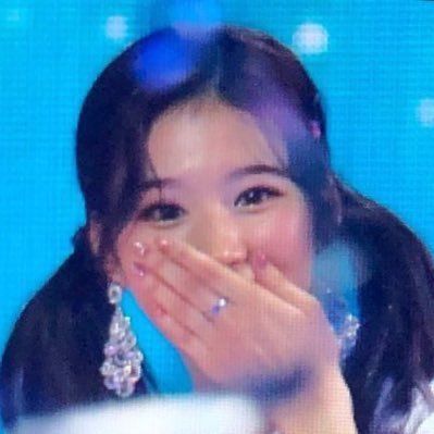 IittIesana's profile picture. — to boost your sanatonin ♡ she/her