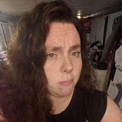UKnowUJealous's profile picture. mom/cripple/queer. I used to do returns....now I do the dishes. I like to watch people beat each other up and fast cars. #blm #retailishell #knittingrules