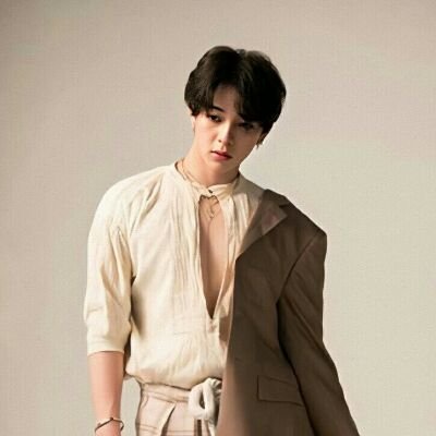 SIRIWAN72727390's profile picture. 