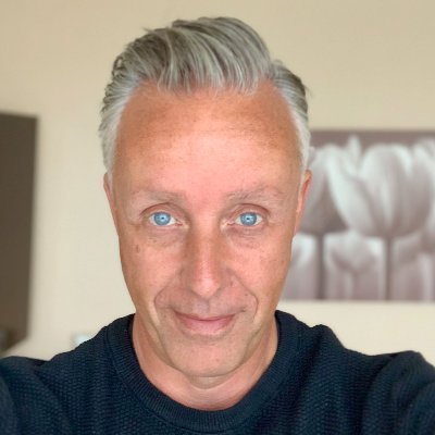 roelofblom's profile picture. Narrow the focus