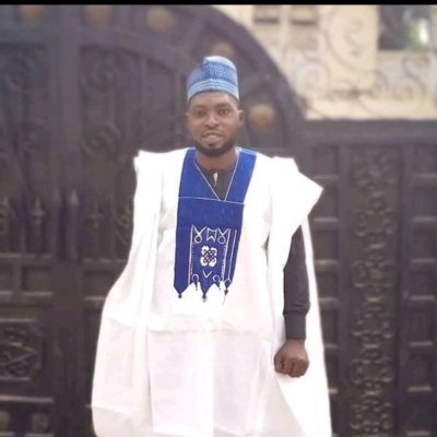 UsmanYillo's profile picture. Moving forward always