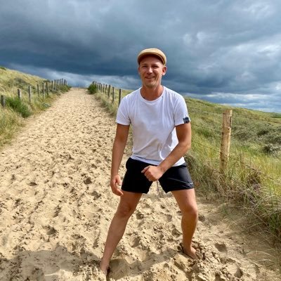 Solution-oriented guy. IT project manager during the day, #python #django #fastapi #vuejs at night - otherwise at the sea or on a motorcycle. Life is nice!