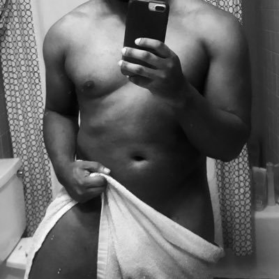 901. Gay. I love to take 🍆 and beat up 🍑. VersLife | 18+ ONLY