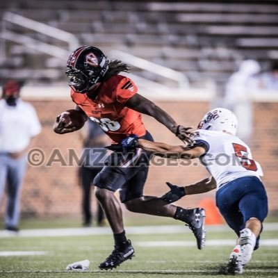 ‘23 RB Harker Heights HS| Tri-Sport Athlete| 5’11| 200| 3.3 GPA| District 11-6A First-team All District NCAA ID# 2203466490
