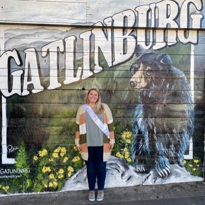 brooklynnikkole's profile picture. Hey im Brooklyn & I sing more than I speak, laugh more than I breathe, & I love God like crazy!