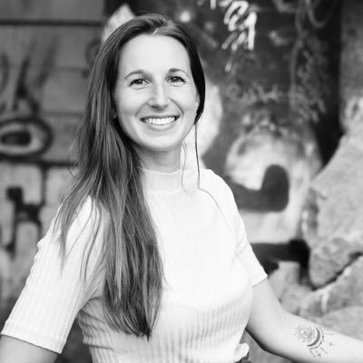 Mariongordien's profile picture. Journaliste green & positive 🌏🌱 #women #lifeexplorer #movinglines