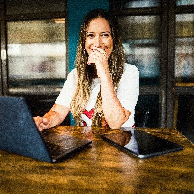 luciannesoley's profile picture. By day, #graphicdesign and art direction, by night, blogging about #interiors https://t.co/5tXSrOeW1D