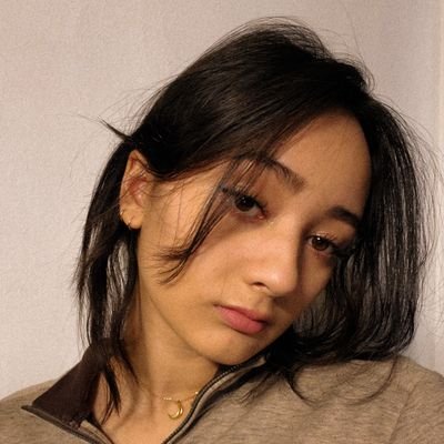 WiraminaW's profile picture. use Twitter sparingly & live life to the fullest