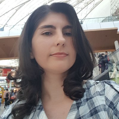 SElenaApostol's profile picture. 