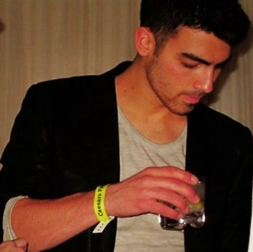 Pi3hol3's profile picture. 