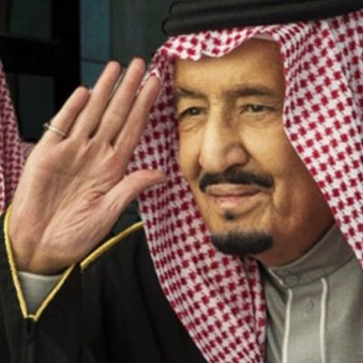 وُلدت لأسعى🏃🏽 المصباح كُلما اِرتفع كُلما إتسع نطاق إضائته ، فإرتفع أنت بِأخلاقك وبتفكيرك وبقدراتك لكي يتّسع نِطاق تأثيرك في الحياة.