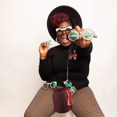 Eclectic_Lay's profile picture. Eclectic in every way 💙🕊