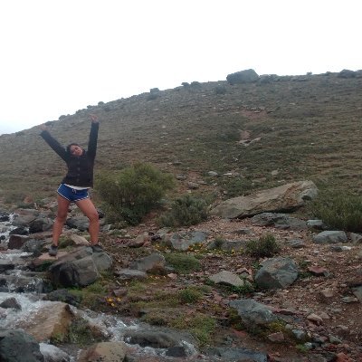 No me gusta q me rompan las pelotas. Pero a mí sí me encanta romperles a los demás.