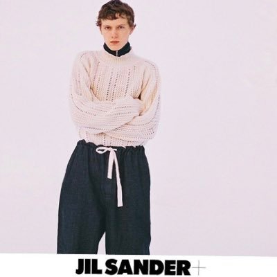 服好きのアカウントです。素材オタク ／好きなブランドは MARKAWARE JIL SANDER ／ 大学院生/機械式時計