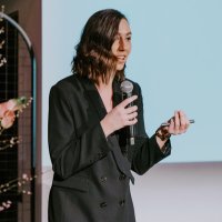 Claire Bristow (she/her) (@claireabristow) 's Twitter Profile