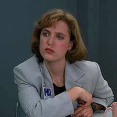 xfgifs's profile picture. Agent Mulder believes we are not alone.