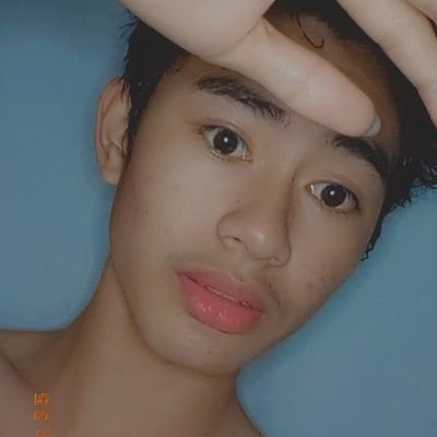 JohnmarkConce19's profile picture. im gay☺️