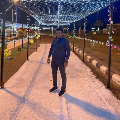 لَا ينبغِي صرفُ الودِّ لغيرِ أهلِهِ ؛
فاللَّئيمُ يَفهَمُ التَّواضُعَ ذُلاًّ ! 🍀