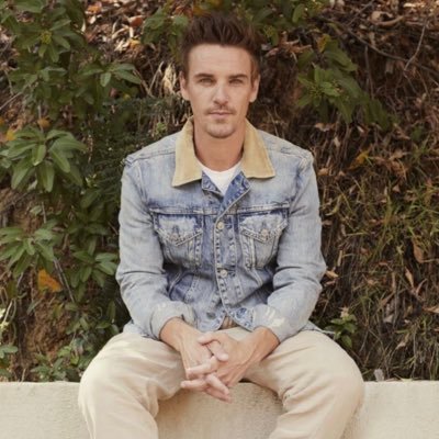 RileySmith Profile Picture