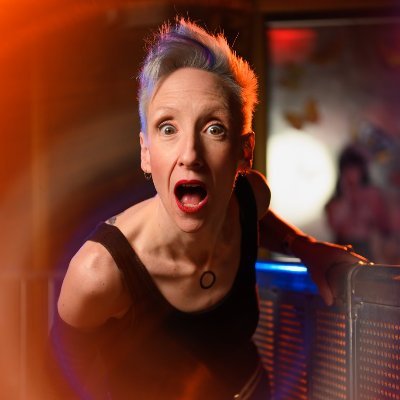 Jill. Singer/utility/music nerd. 1/2 of DE's premier acoustic dorkrock powerduo @hotbreakfast! @nws spotter. IAQ fan. She/her/dork. Easy to spot. #filtertheair