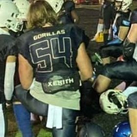 Nevada Union football class of 2022 17yo 6'3 245lbs ILB/QB/Athlete #7 / First team all league athlete ➡ https://t.co/bsJ8CjC9rO