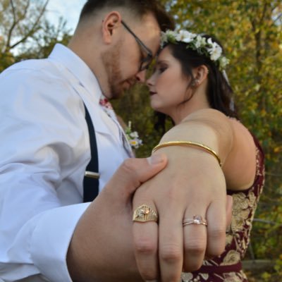 k_bendick13's profile picture. I lift weights and I talk to people for a living.