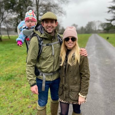 Post CCT Revision Arthroplasty Fellow - Nuffield Orthopaedic Centre, Oxford | Husband | Father of two | All views my own.