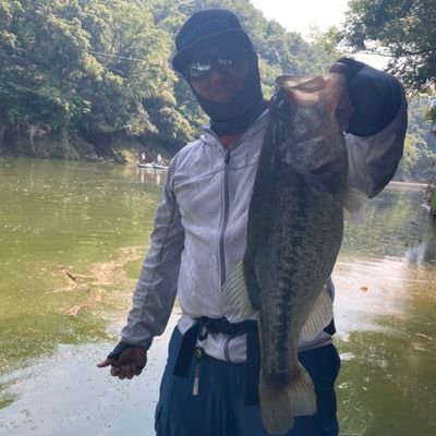 山梨の釣り好き、ヴァン・ヘイレン好き
仕事で平塚市に現在住んでます。