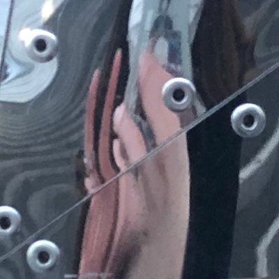 h___t___n's profile picture. 