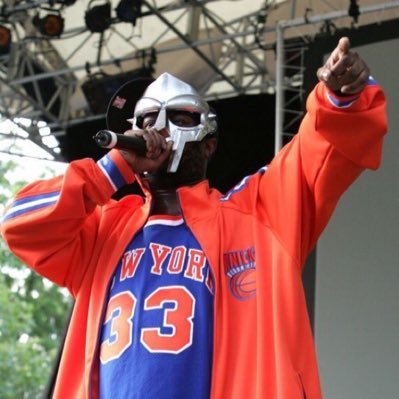 KMoneyclips's profile picture. just out here yelling into the void