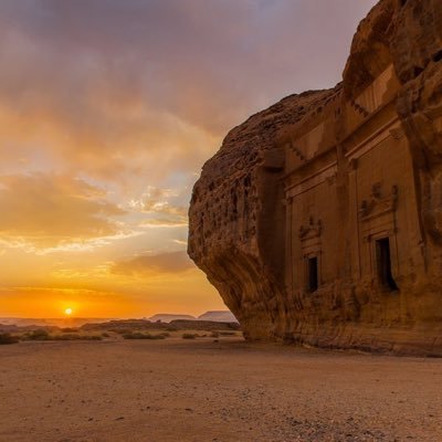 mohaned1546's profile picture. be happy , think positive