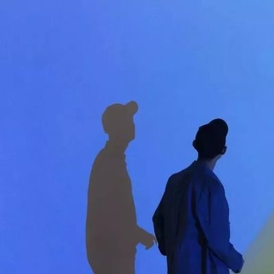 一个沙雕网友,过着随遇而安的生活,沉沦于泛泛浮世。🥤🌝
Don't try to change anyone with your mind here, hope you don't do the naked swim at low tide.