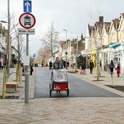 Waltham Forest residents supporting the roll out of the boro's low traffic neighborhoods and protected cycleways since 2014. Frmerly 'We Support #WFMiniHolland'