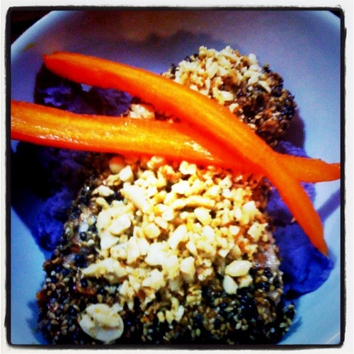 We're shiny, new, and looking for foodies! Share your favorite recipes, restaurants, and dishes. http://t.co/nXOYIMM642 & http://t.co/pqAVLVwiu7