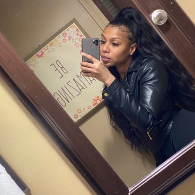 _Tiffanilove2's profile picture. backup page