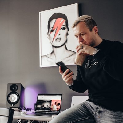 artist mgmt: @fabianmazur / *all views are my own