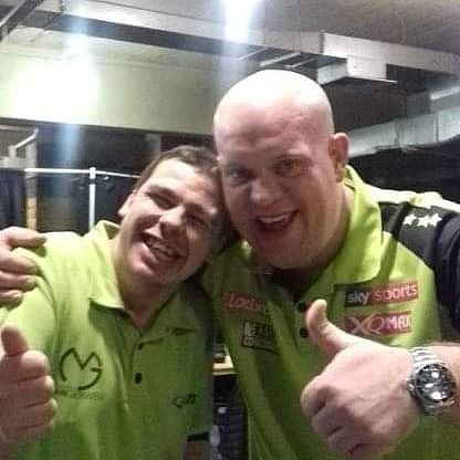 Mitchel98876105's profile picture. toplad