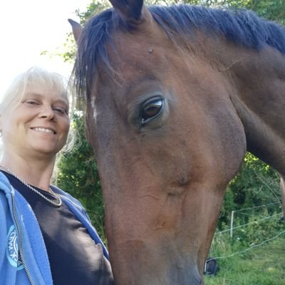 horse rider , wife , have business growing and selling flowers and a b&b at rosebud caravan.founder and campaigner of Pass wide and slow