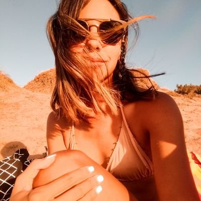 🌈 Diseñadora en comunicación visual 👩💻 fullstack dev por ocupación