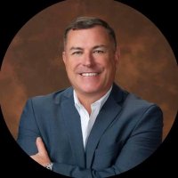 Tom Williams (@eleasetom) Twitter profile photo