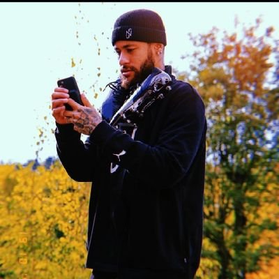 iV7JLezPsfm4k8c's profile picture. مهما كان مستواك كما تراني اراك