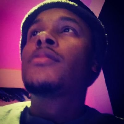 realkambrooks's profile picture. 